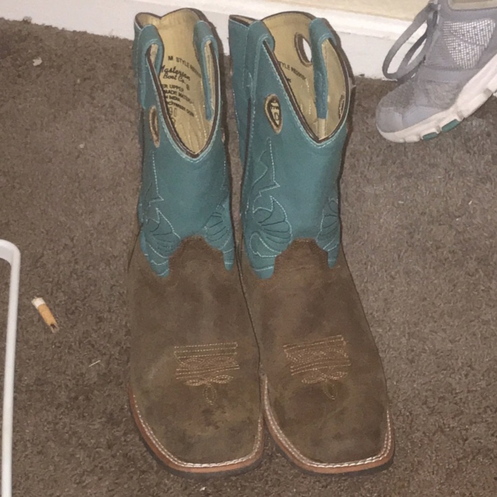 Boots - Picture 2 of 2